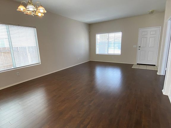 4th image of 14020 Castille St