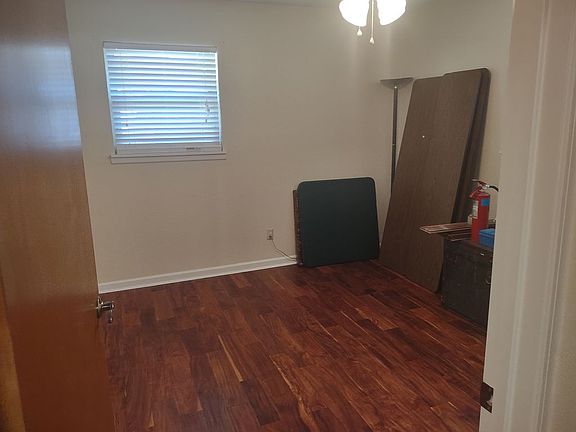 2nd image of 4709 Pasadena Dr