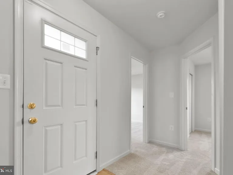 2041 Crepe Myrtle Ln — Photo 4