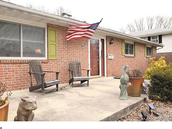 2nd image of 57 Kenalcon Dr