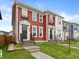 2147 Maple Rd NW, Edmonton, AB T6T 2L6