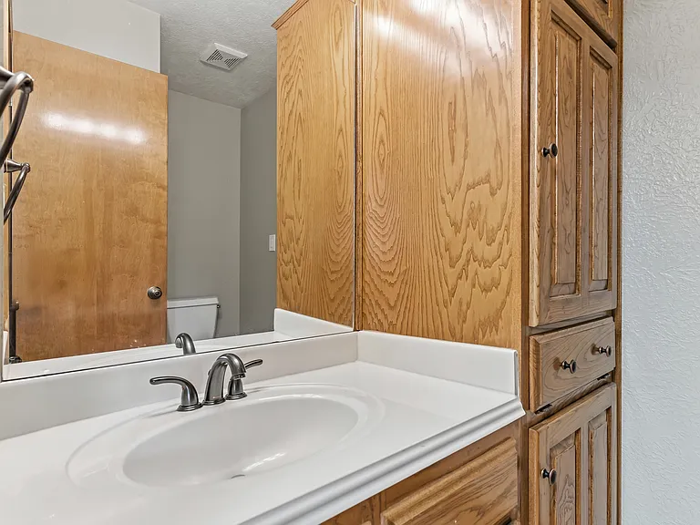 6970 Ellen Ln — Photo 18