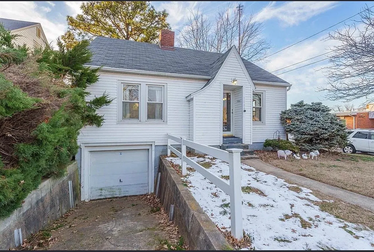 1100 Emerson ct — Photo 3