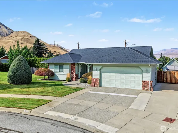 1716 Windsor Court, Wenatchee, WA 98801