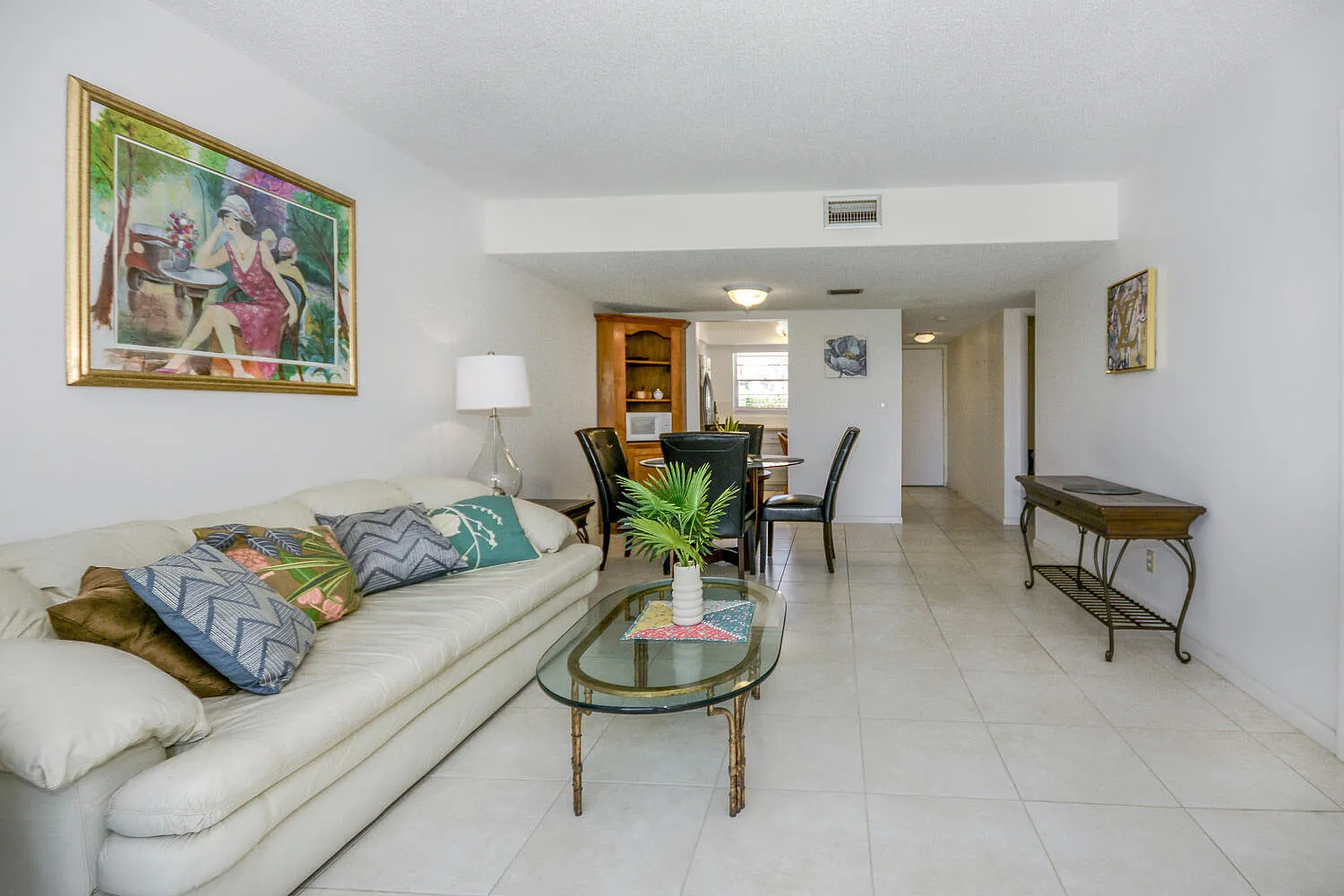 2 bed, 2.0 bath, 872 sqft, $1,900 — Photo 4