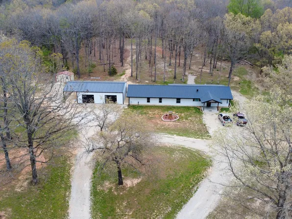 10662 County Road 8470, West Plains, MO 65775
