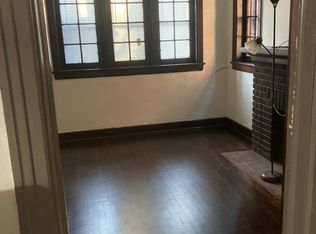 (Undisclosed Address), Akron, OH 44310