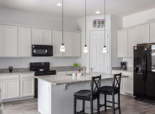 7913 E Boise St, Mesa, AZ 85207