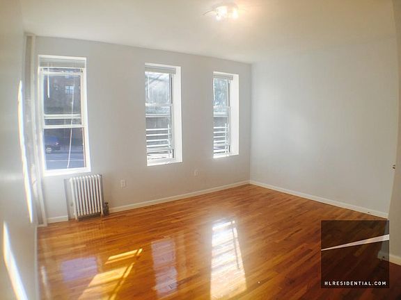 2nd image of 429 27th Ave APT 1F