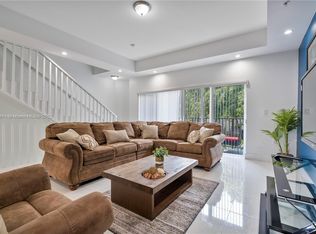 1813 Madison St, Hollywood, FL 33020