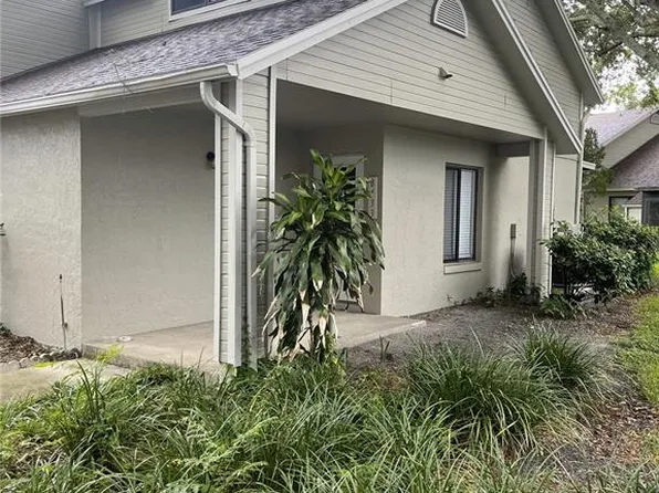 8433 Laurelon Pl, Temple Terrace, FL 33637