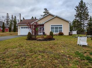 32 Palaeo Dr, Debert, NS B0M 1G0