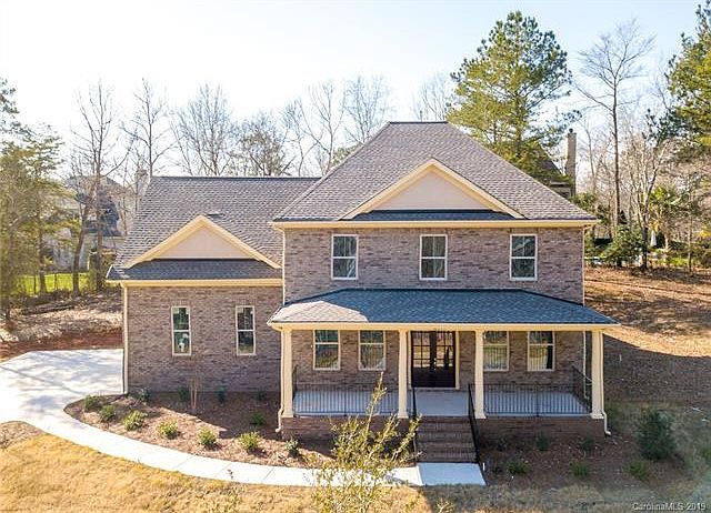 1st image of 8117 Bay View Ln