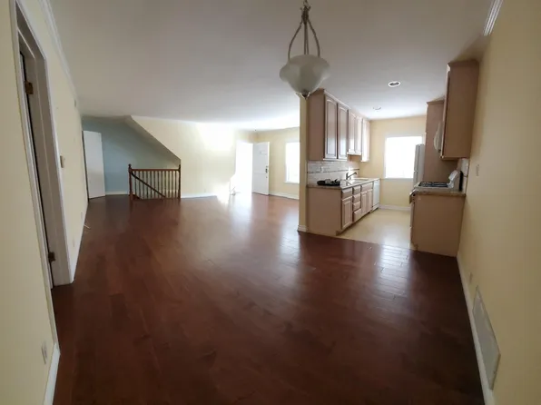 4428 Moorpark Way, North Hollywood, CA 91602