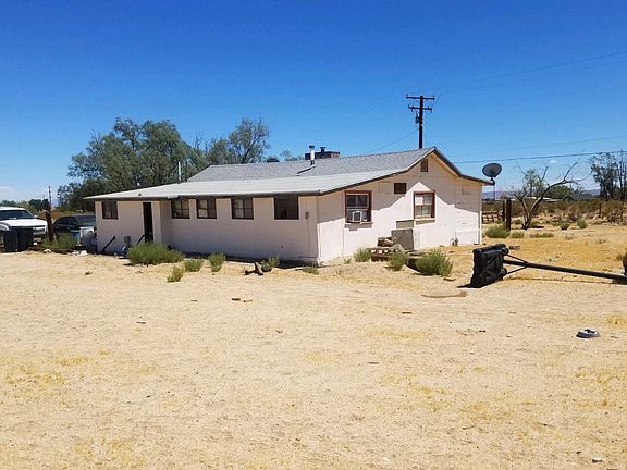 3rd image of 4719 N Carr Rd