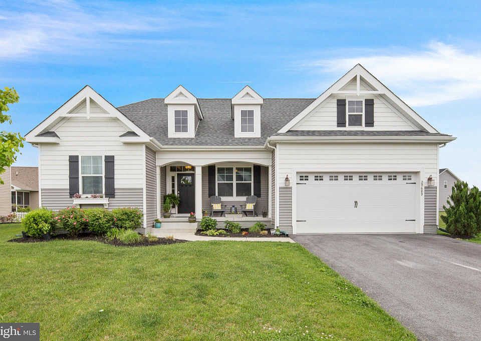 1st image of 29689 Riverstone Dr
