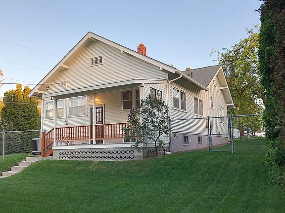 2nd image of 3001 W Yakima Ave
