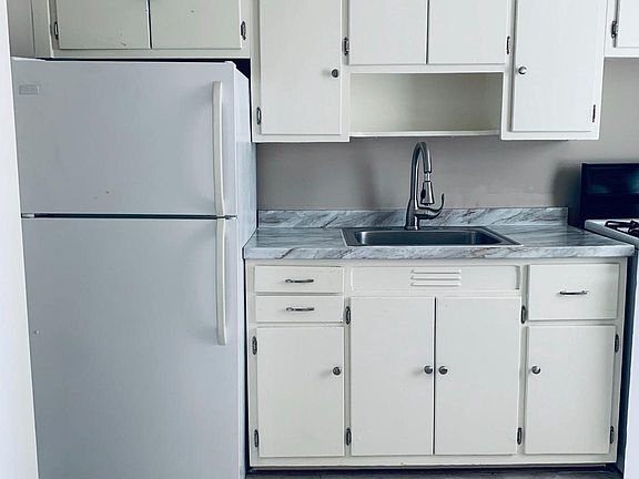 4th image of 1302 Belle View Blvd Suite C2