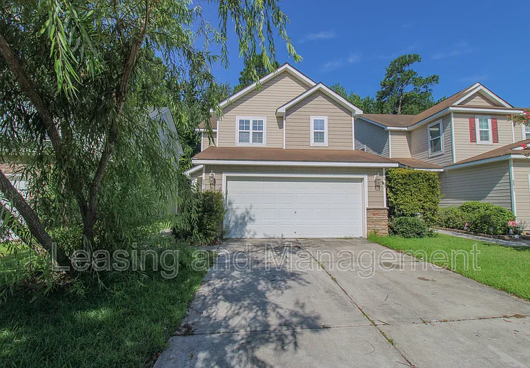 8811 Kellum Dr — Photo 1