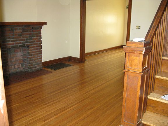 3rd image of 495 Wyandotte Ave