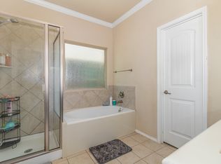 613 Wounded Knee Dr, Crossroads, TX 76227