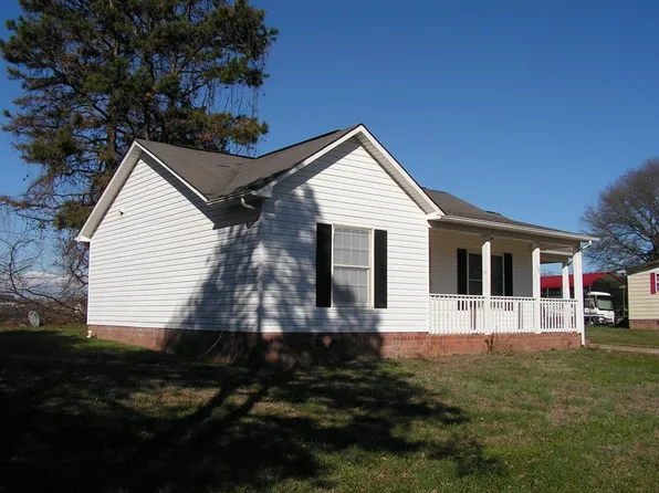 131 Mullinax Dr, Grover, NC 28073