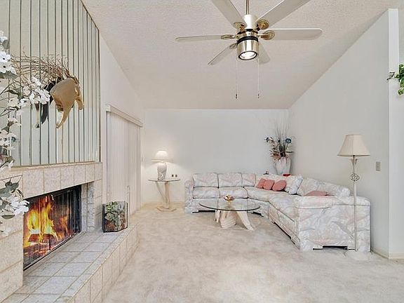 5th image of 1005 W Pebble Beach Cir