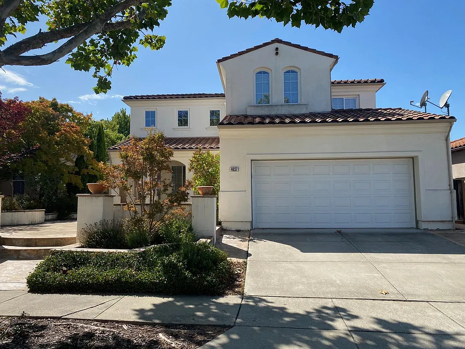 4637 Sweetgale Dr
