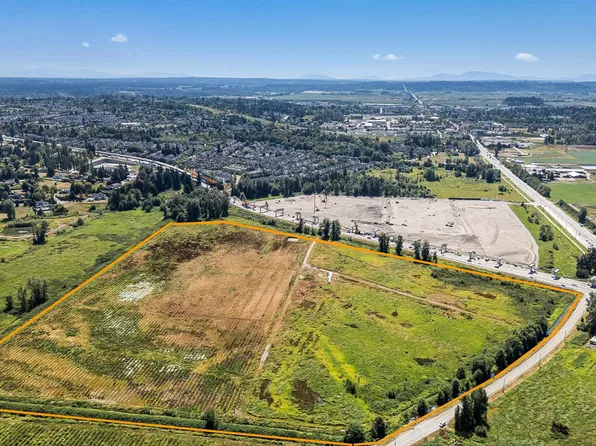 17911 Fraser Hwy, Surrey, BC V3S 8H6