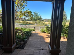 1752 Parkway Dr N, Folsom, CA 95630