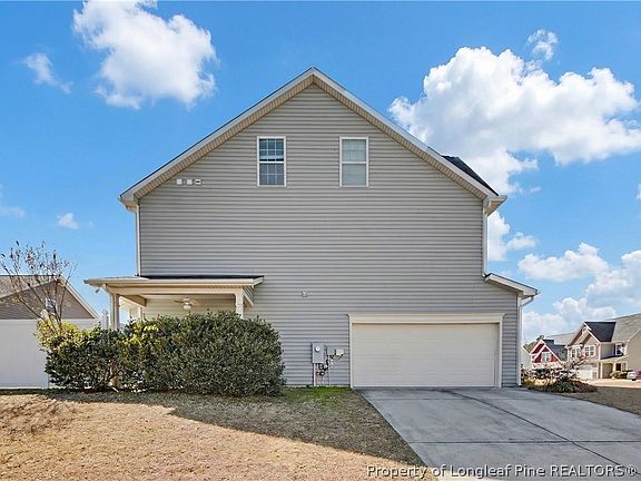 4th image of 61 Bicentennial Way