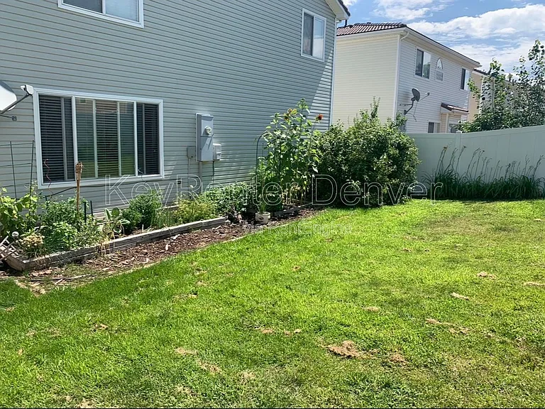 19026 E 51st Pl — Photo 18