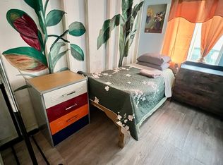 1418 W Arrow Hwy, Upland, CA 91786