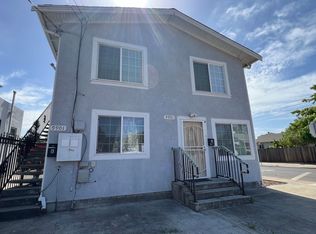 9901 Olive St, Oakland, CA 94603