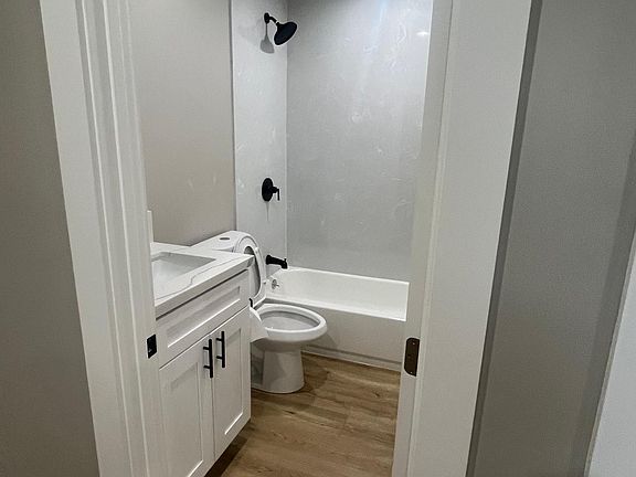 3rd image of 9615 Truba Ave #1/2