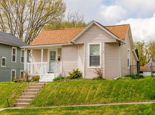 515 E 8th St, Muscatine, IA 52761