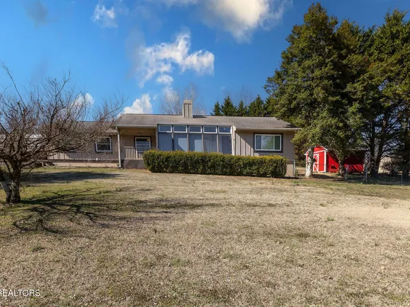 949 Hickory Creek Rd, Lenoir City, TN 37771