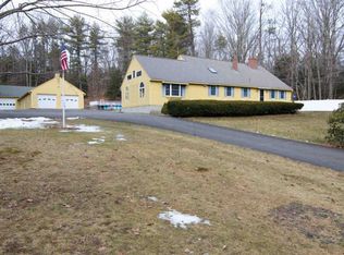 235 Raymond Rd, Chester, NH 03036