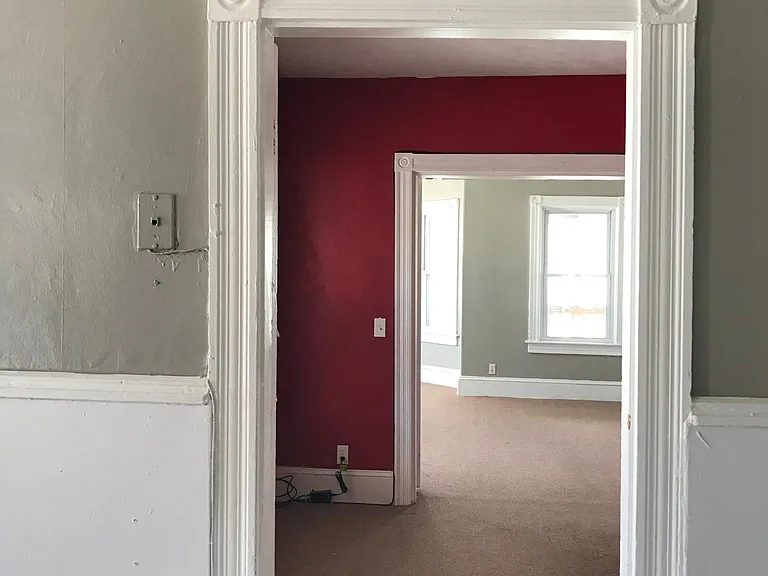 158 Railroad St — Photo 3