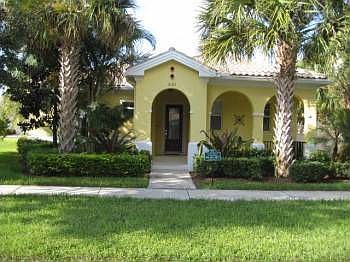 2nd image of 200 San Remo Dr