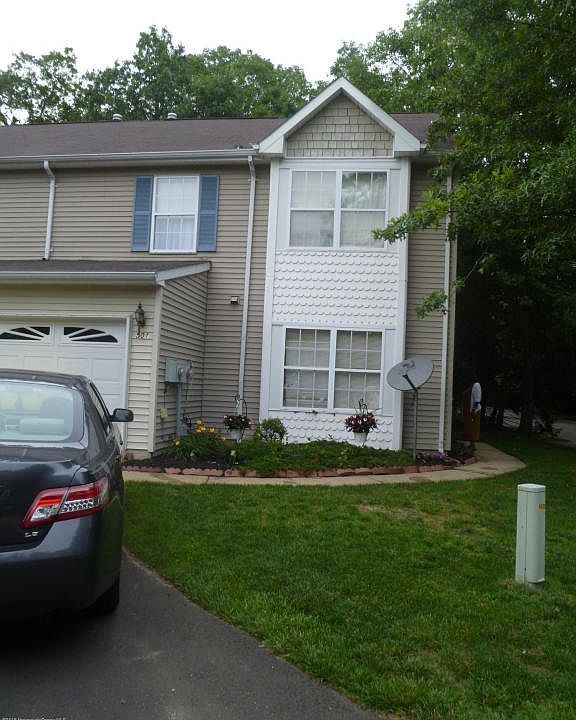 1st image of 501 Woodbine Ln