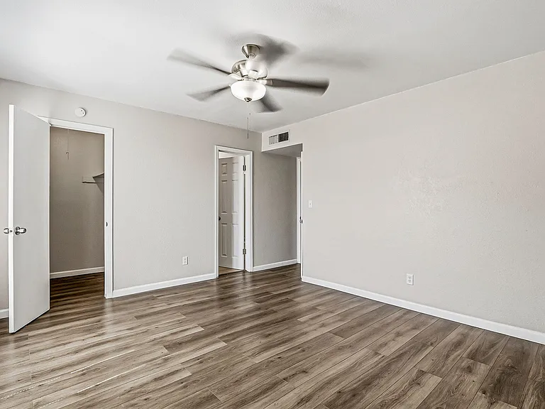 10604 Springwood Dr #D — Photo 23