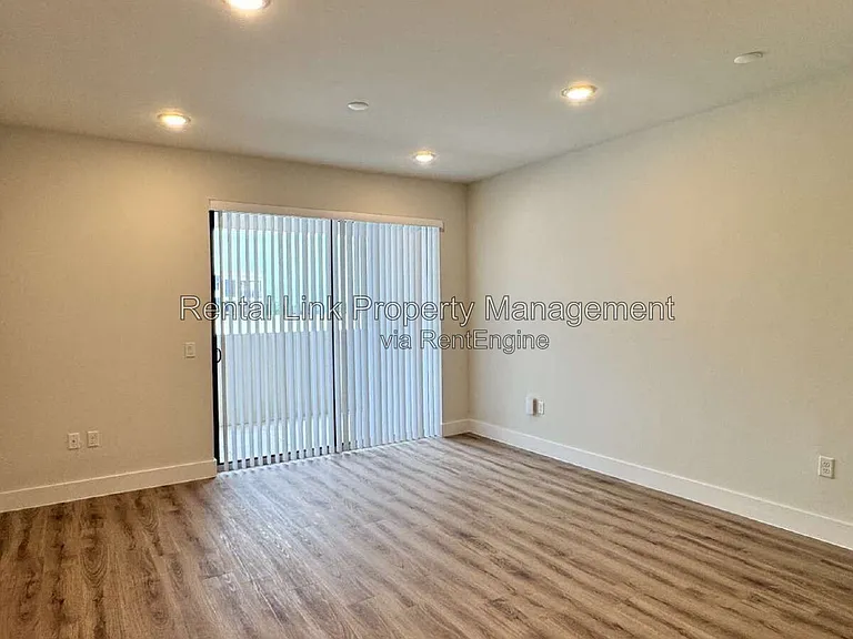 414 Cape Coral Pkwy E #307 — Photo 3