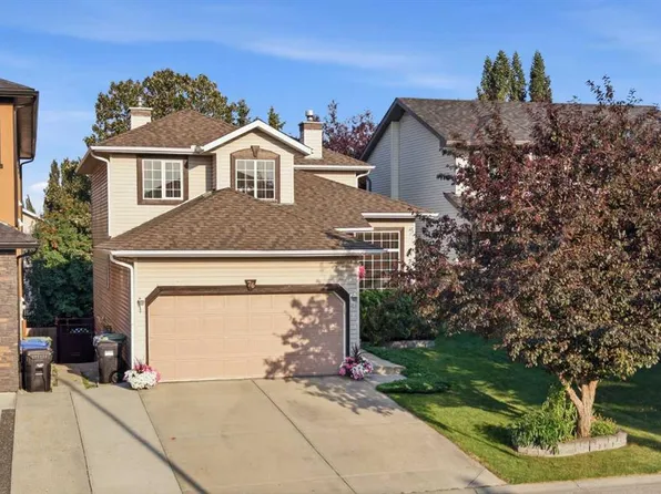 76 W Valley Meadow Close NW, Calgary, AB T3B 5M1