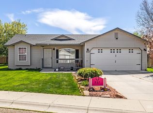937 Johnson Dr, Middleton, ID 83644