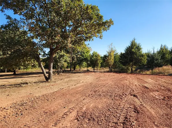 31562 Trousdale Rd #8, Wanette, OK 74878