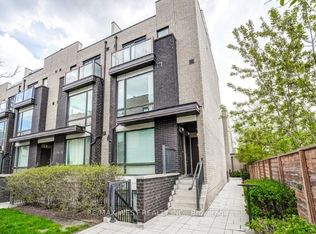 30 Fieldway Rd #TOWNHOUSE 97, Toronto, ON M8Z0E3