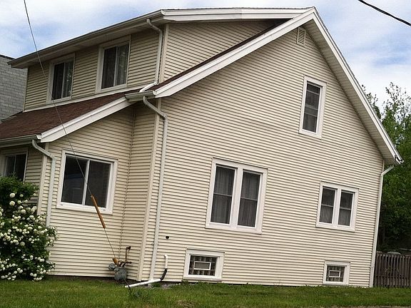 4th image of 587 Englewood Ave