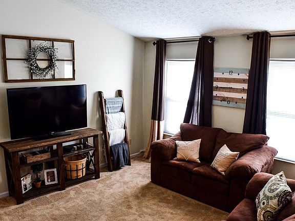 3rd image of 2640 Fishing Creek Dr