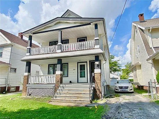 3464 W 95th St photo 1